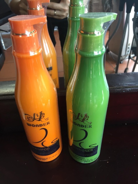 Cặp 1 chai dầu gội và 1 chai xả tóc Wonder (650ml/ 1 chai). | BigBuy360 - bigbuy360.vn