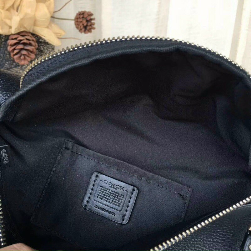 Túi bao tử C0ACH unisex trơn mịn