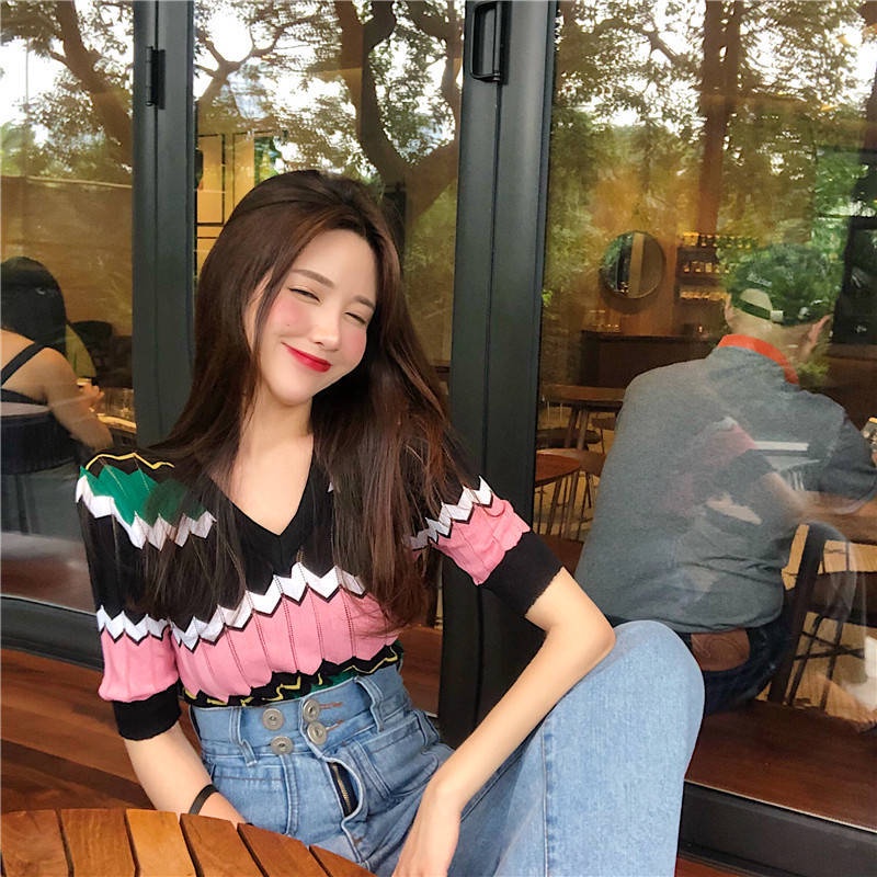 Áo Thun Lụa Lạnh Tay Ngắn Cổ Chữ V Khoét Lỗ Đính Đá Phong Cách Hong Kong Thời Trang Mùa Hè Cho Nữ