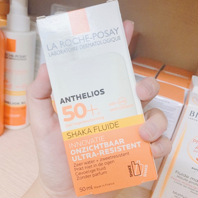 Kem Chống Nắng Laroche Posay Shaka Fluid | BigBuy360 - bigbuy360.vn