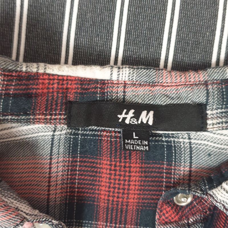 áo sơ mi kẻ H&M 2hand