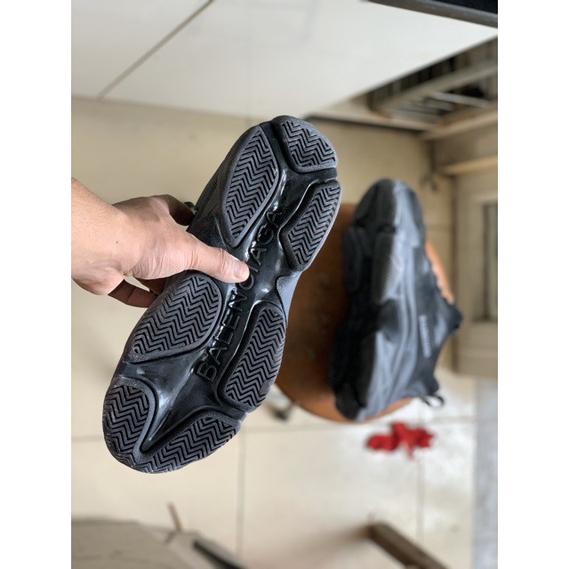 Giầy balen đen đế bẩn hàng 11