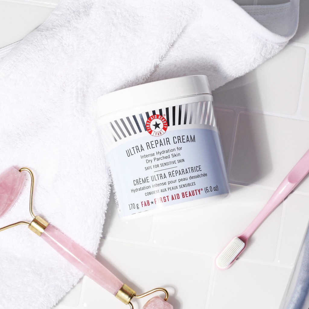 Kem dưỡng First Aid Beauty Ultra Repair Cream