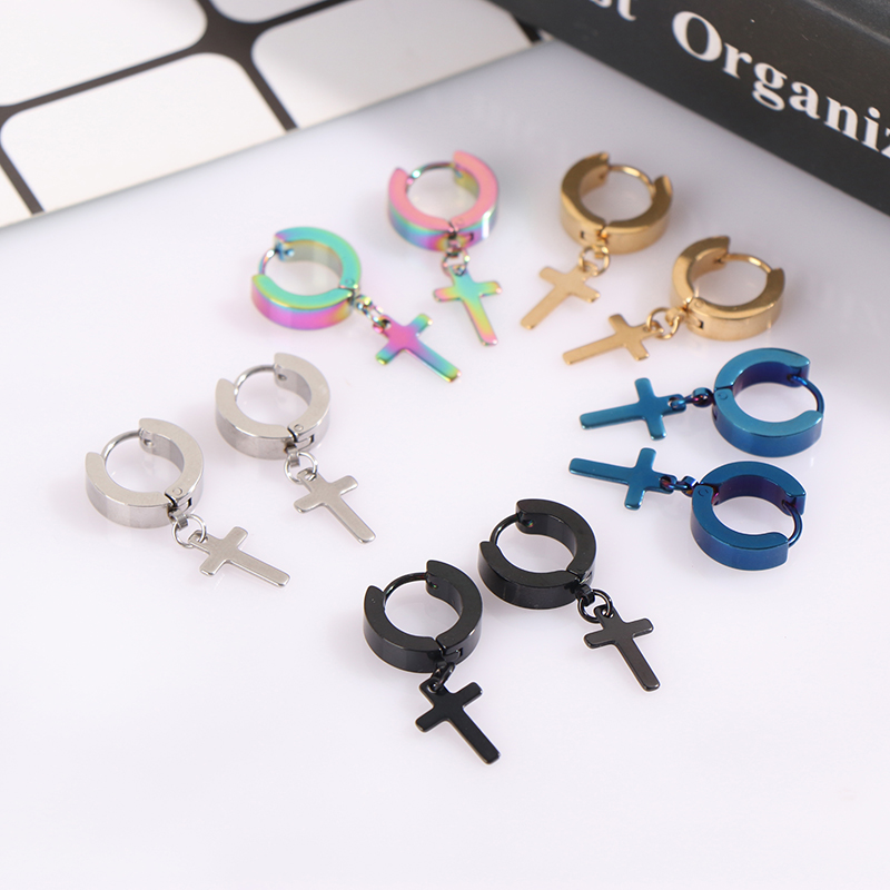 Đôi Khuyên Tai Hình Thánh Giá Bằng Thép Titan Cá Tính