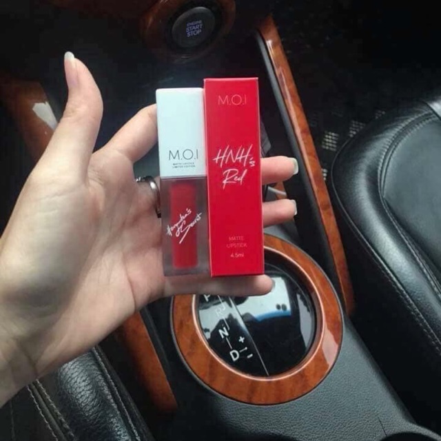 Thanh lý son HNH red - MOI COSMETIC