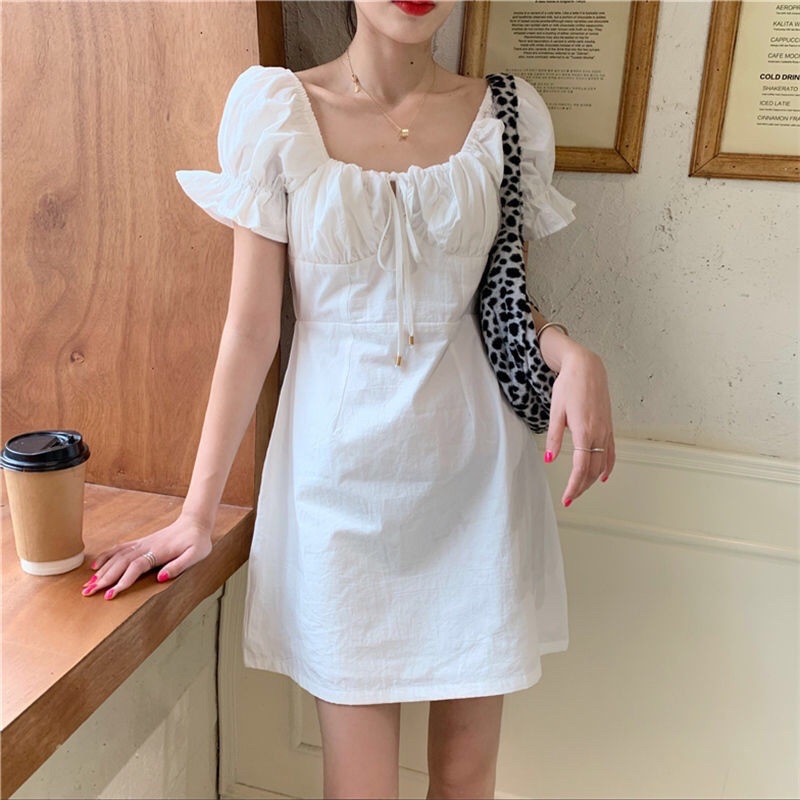 Váy nữ cổ vuông tay bồng