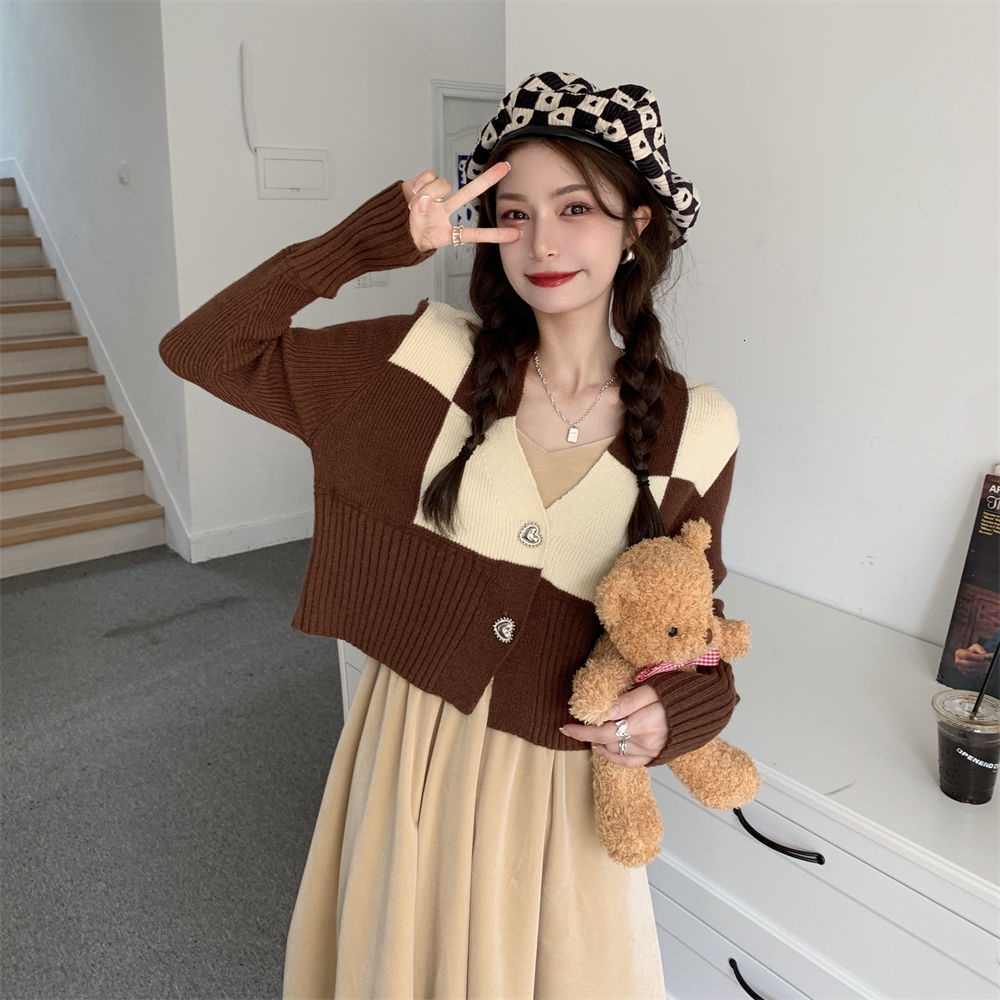 Áo khoác len tay dài cổ chữ V màu sắc tương phản phong cách Hàn Quốc cho nữ