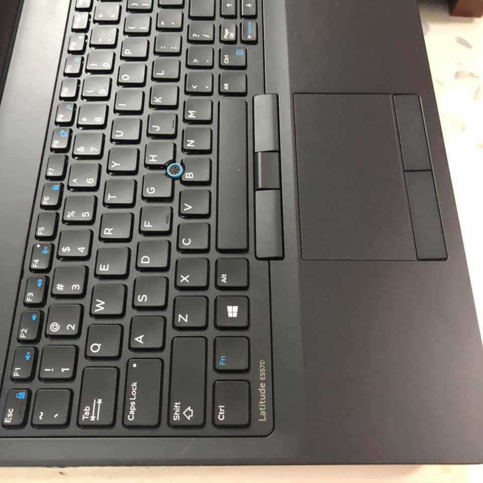 DELL LATITUDE 5570 i7 6820HQ RAM 8G SSD 256G VGA M370 | BigBuy360 - bigbuy360.vn