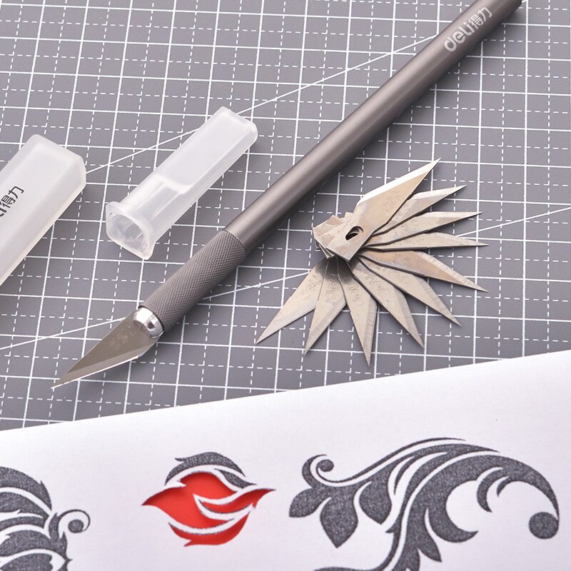 1 bộ dao khắc kèm lưỡi dao