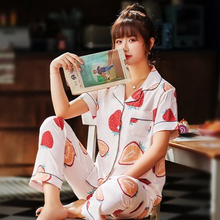 Bộ pijama lụa cao cấp đồ ngủ nữ họa tiết dâu tây dễ thương tay ngắn quần dài BT156A