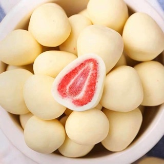 Kẹo socola bọc dâu