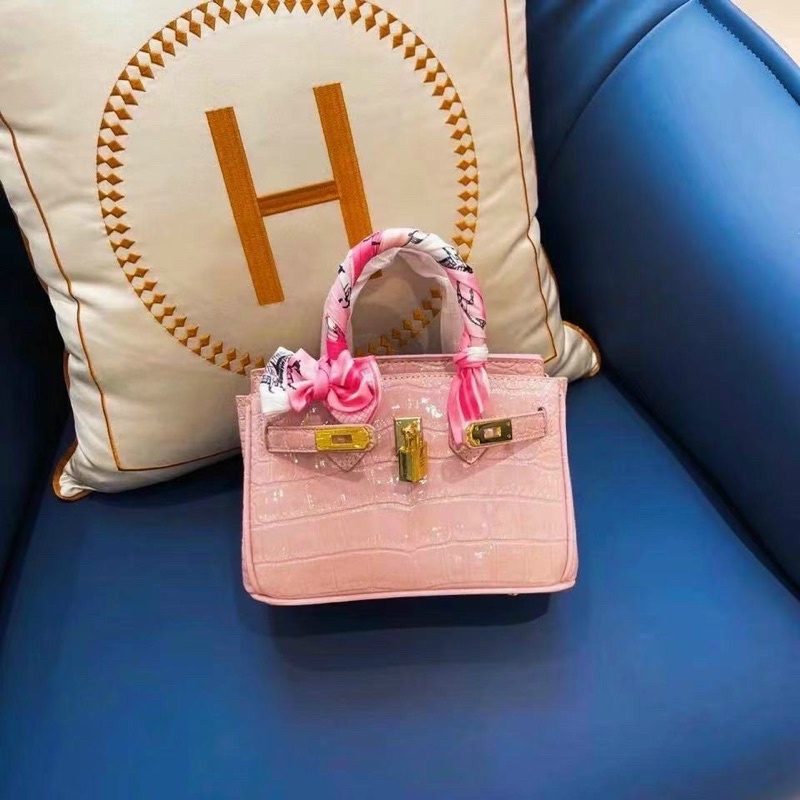 Túi xách nữ Hm da bóng size 20 Tặng khăn