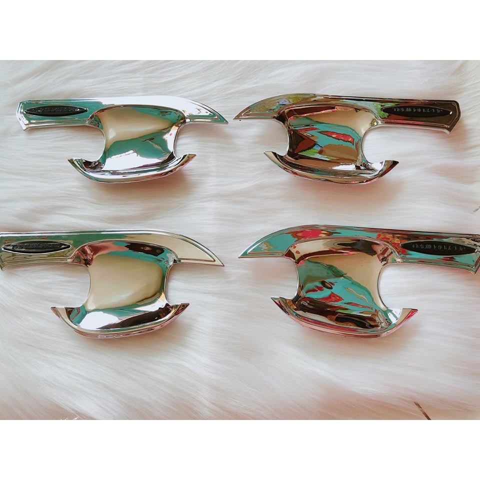 ỐP HÕM CỬA MẠ CROM TRAIBLAZER 4 CHI TIẾT