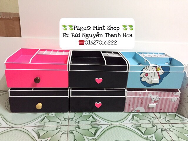 Kệ mỹ phẩm 25cm đen núm tim hồng 9 ô son