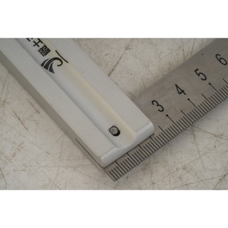 Thước mòi Hold C - 1 chiếc