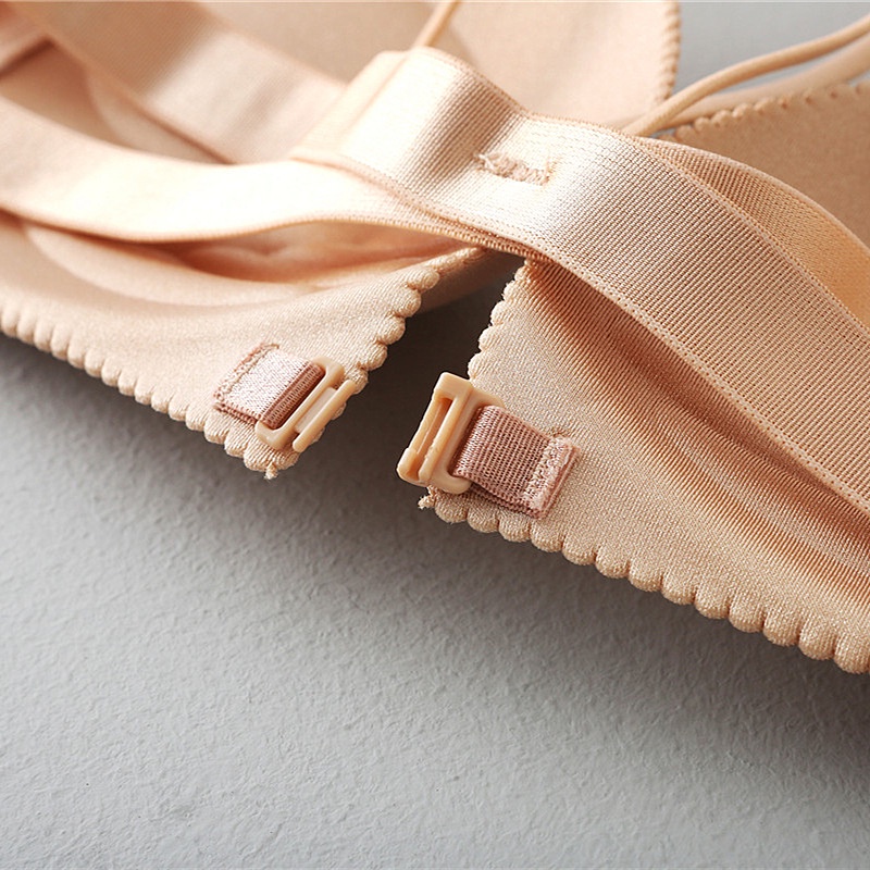 Áo Ngực Đúc Su Bàn Tay Cài Trước Nâng Ngực Tạo Khe 2 Dây DAN L&amp;U  A810