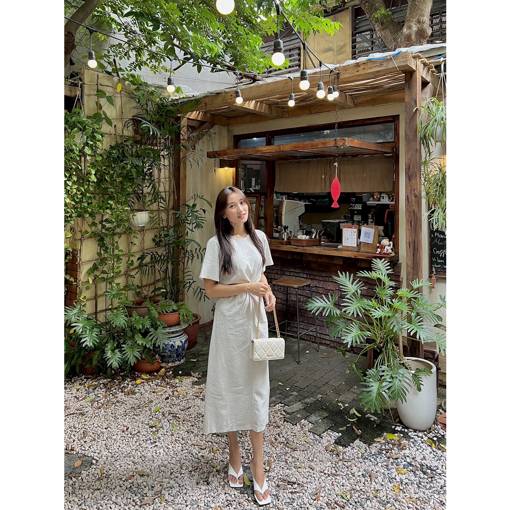 Váy dài suông xoắn eo vibe Korea