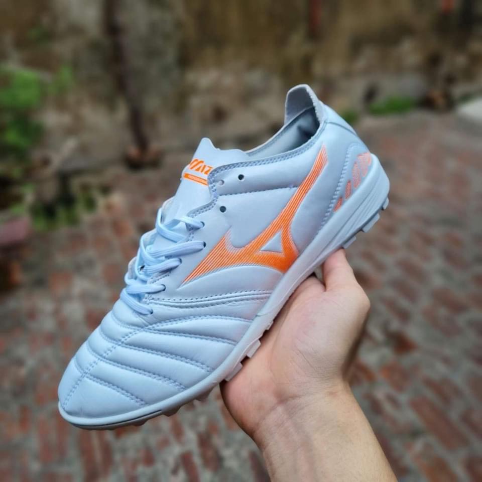 [freeship]giày đá bóng mizuno-full box tặng kèm tất hoặc túi rút 😍😍😍