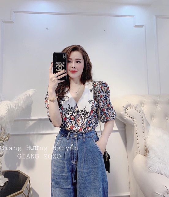 Áo sơ mi hoa nhí hot trend