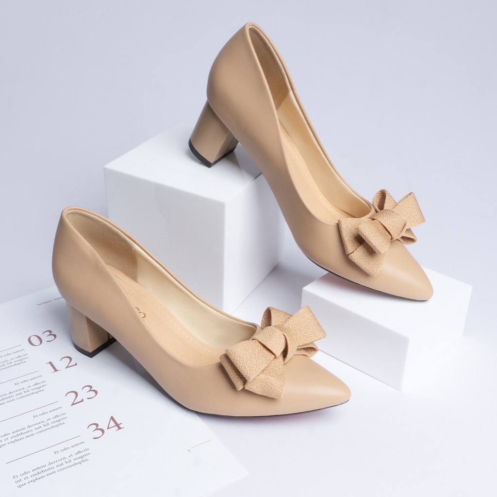 Erosska - Giày cao gót Erosska 2022 mũi nhọn đính nơ điệu đà cao 5cm màu đen _ EP005