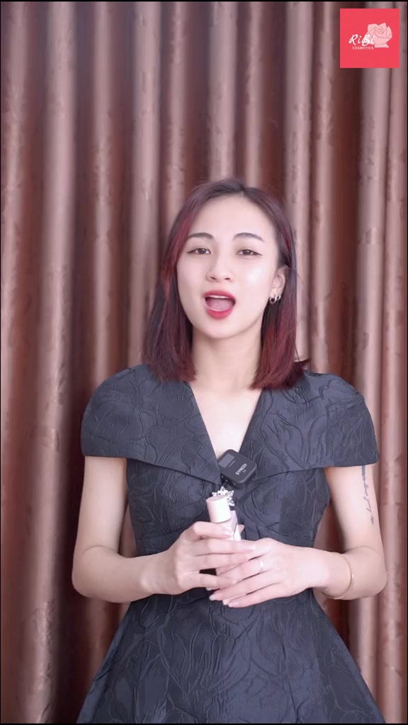 Nước Hoa Nữ Gucci Bloom Hương Hoa Nhài Hoa Huệ Trắng Tinh Tế Thanh Lịch Cuốn Hút | BigBuy360 - bigbuy360.vn