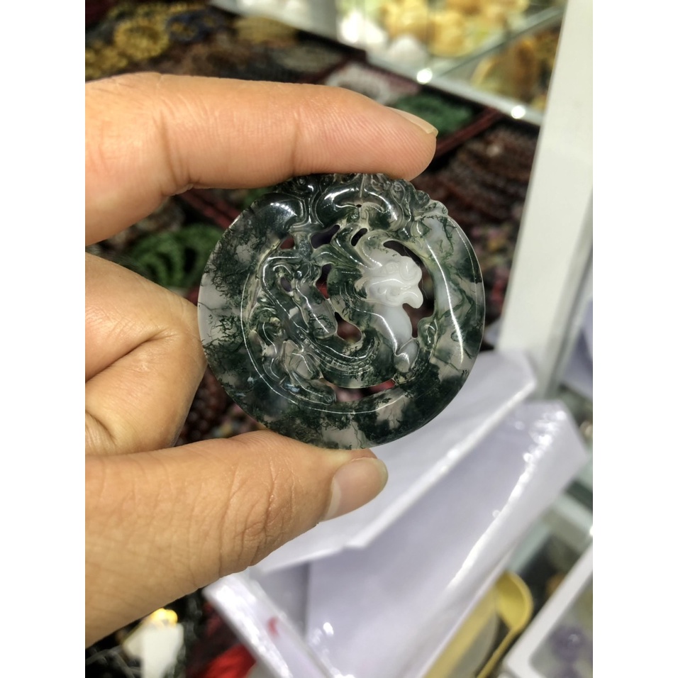 Mặt dây chuyền Tỳ Hưu hóa rồng đá ngọc băng tảo - Đường kính 4,5cm