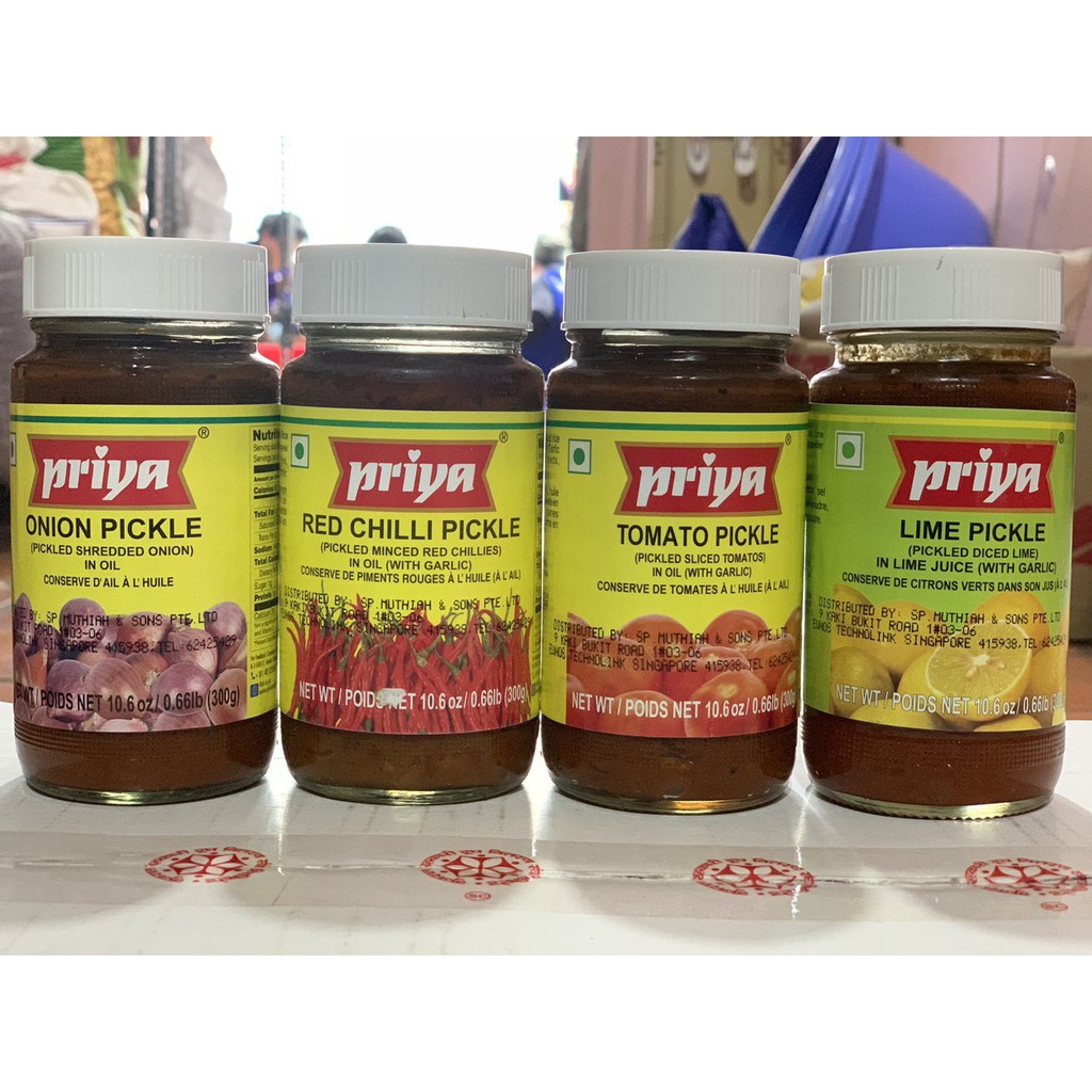Sốt Ớt Đỏ Ấn Độ Priya Red Chilli Pickle 300g
