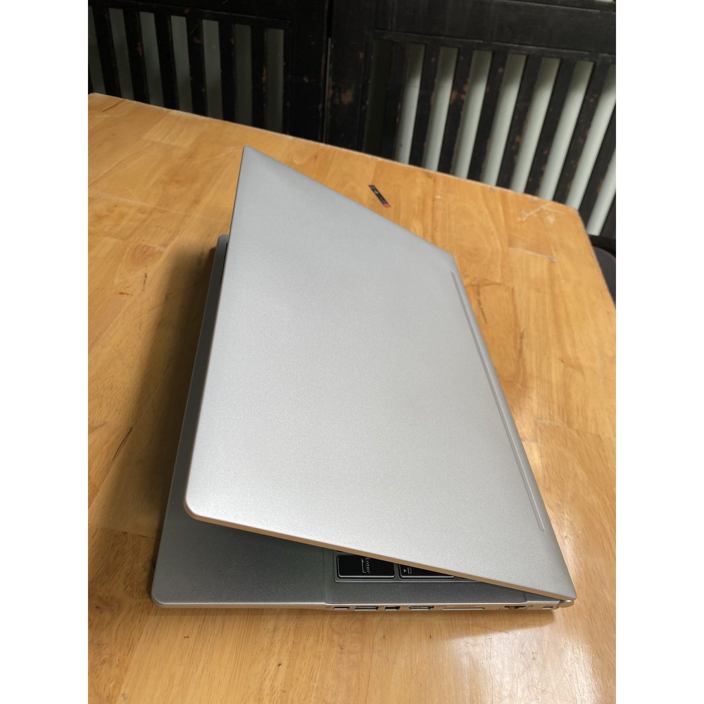 Laptop System 76 Darter Pro