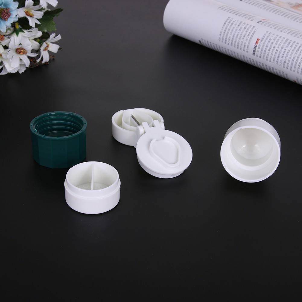Hộp đựng có dao cắt nghiền thuốc tiện dụng