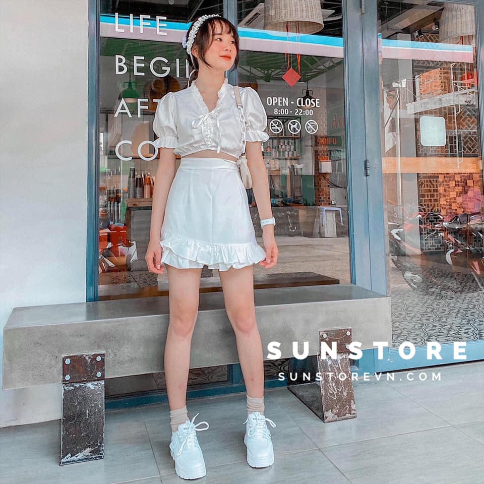 Set váy gồm áo croptop ôm body có chun rút kéo và chân váy lưng thun co giãn có lớp lót MinTo Set | BigBuy360 - bigbuy360.vn