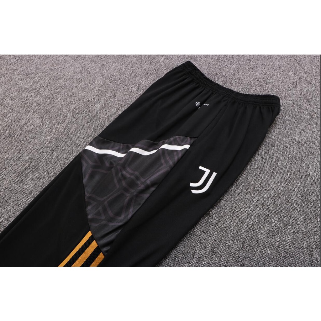 Áo Khoác Bóng Đá Tay Dài Màu Đen Có Khoá Kéo 22 / 23 Juv