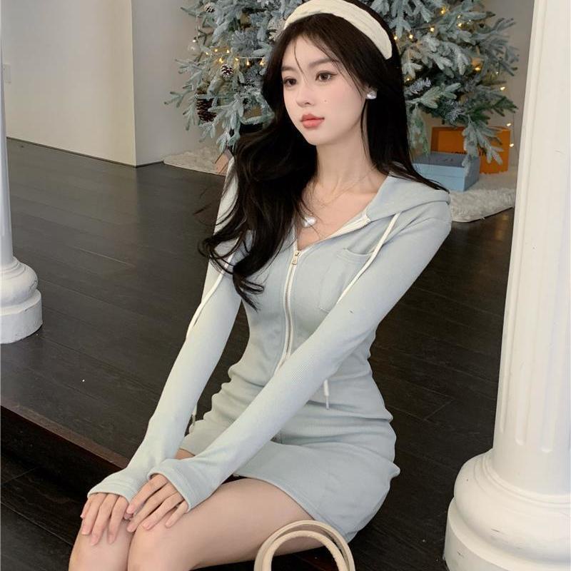 COZOK Đầm Dài Tay Có Mũ Phối Dây Rút Thời Trang