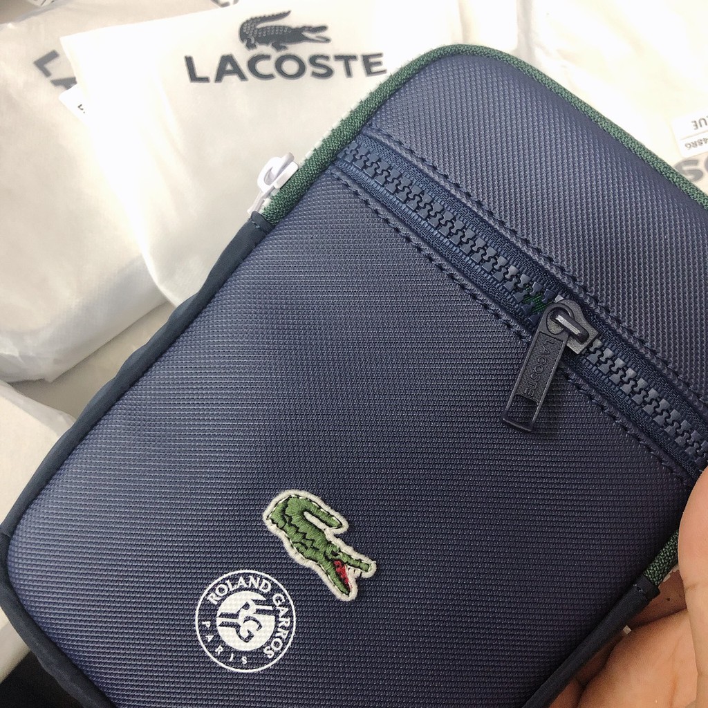 Túi Lacoste đeo chéo bầu trơn - XK821