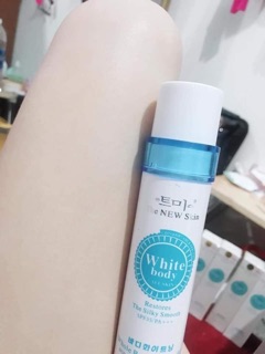 Xịt Siêu Trắng Da WHITE BODY 35++SFF New
