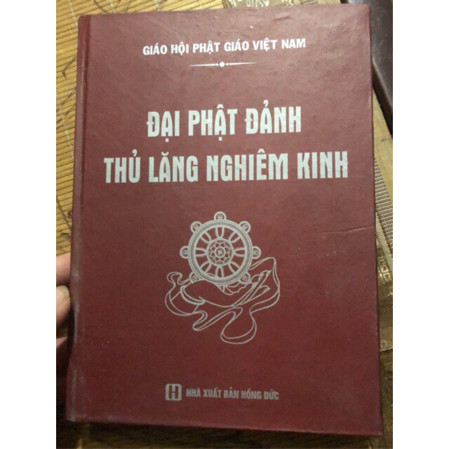 Kinh Thủ Lăng Nghiêm bìa cứng