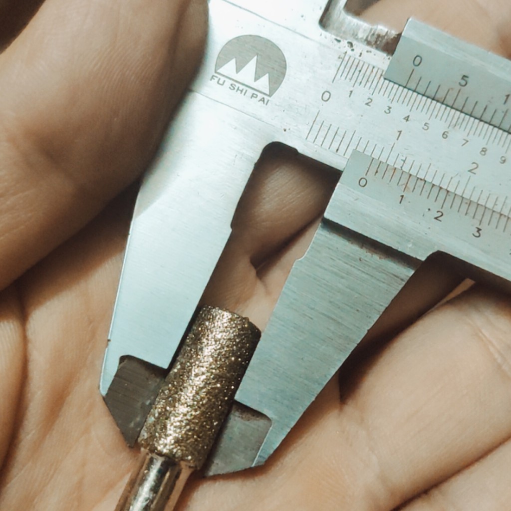 Mũi mài kim cương, mũi mài khắc đá, ngọc, hình trụ 10mm, cán 6mm