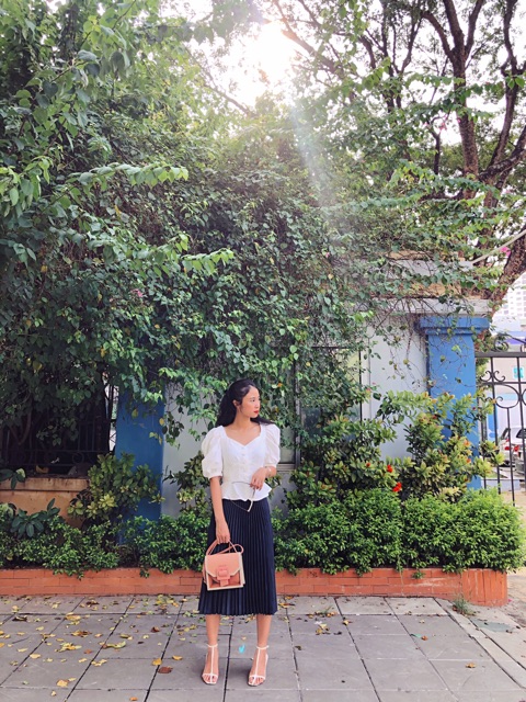 Chân váy xếp ly midi H&M màu đen ánh navy mẫu bán chạy nhất (Pleated Skirt) | BigBuy360 - bigbuy360.vn