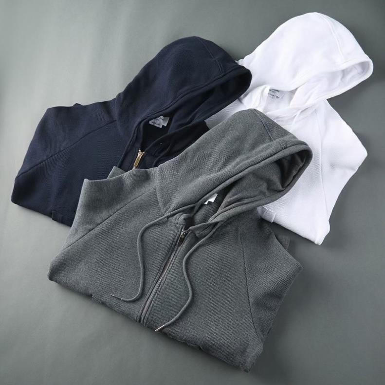 Áo khoác mũ trùm 4 vạch tay Thom Browne