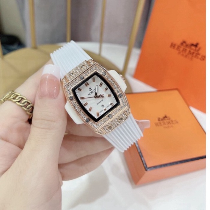 Đồng hồ hblot nữ đẹp cao cấp dây silicon sang trọng