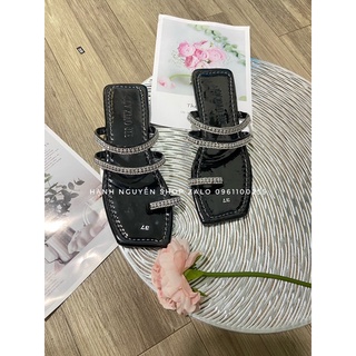 Dép đá xỏ ngón bệt
