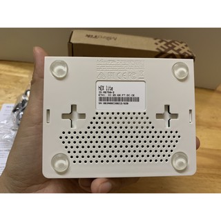 Thiết bị Router MikroTik RB750r2