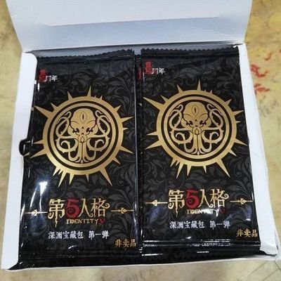 Set 8 cái ảnh thẻ nhân vật Identity V có skill và hộp đựng card anime chibi mẫu mới có thêm Bảo tàng quay gacha