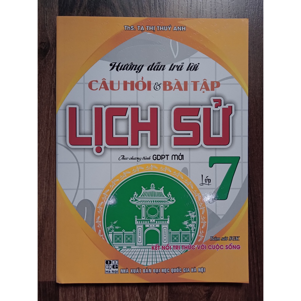 Sách - Hướng dẫn trả lời câu hỏi &amp; bài tập lịch sử lớp 7 (Kết Nối Tri Thức Với Cuộc Sống)
