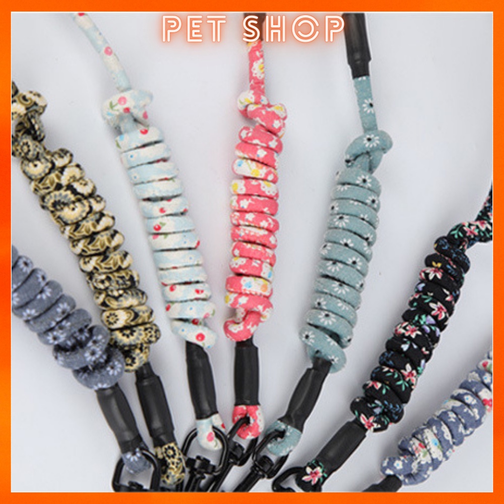 Dây dắt mèo đi dạo kèm yếm phong cách Nhật Bản họa tiết hoa nhí sang chảnh, sành điệu