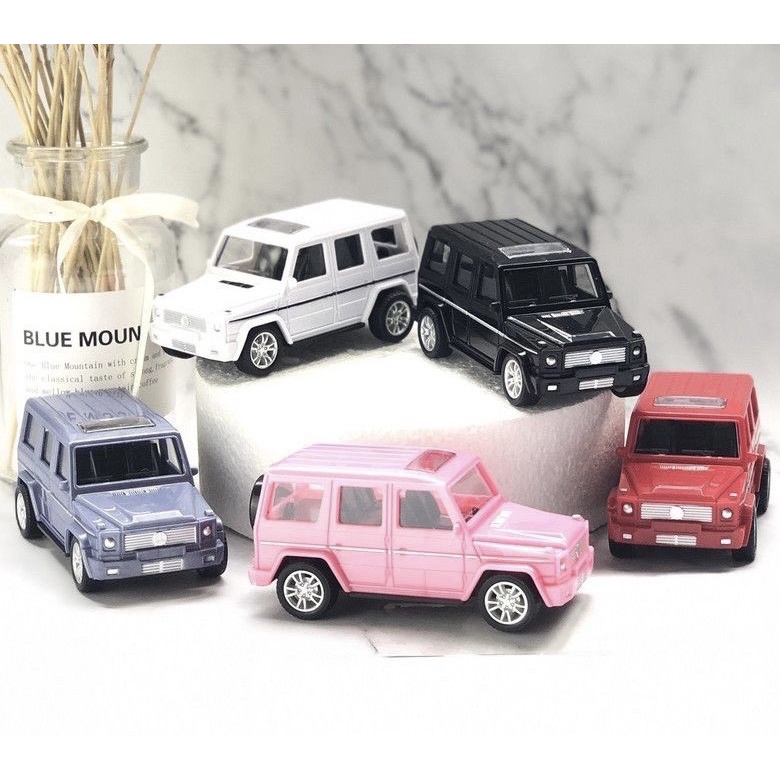 Xe ô tô Suv trang trí bánh rau câu, bánh kem, bánh sinh nhật