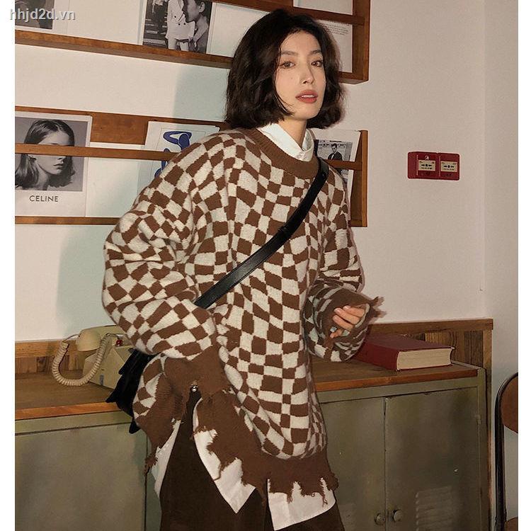 Áo len cổ tròn họa tiết kẻ sọc phối tua rua phong cách Hàn Quốc thời trang thu đông mới cho nữ | BigBuy360 - bigbuy360.vn