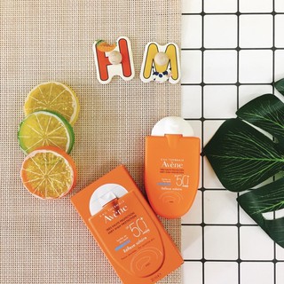 kem chống nắng Avene SPF 50
