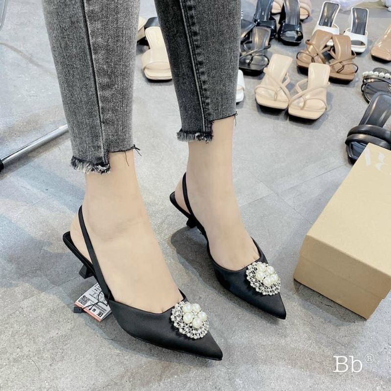 G70: Giày cao gót công sở, giày mũi nhọn gắn đá, giày hở gót 4cm