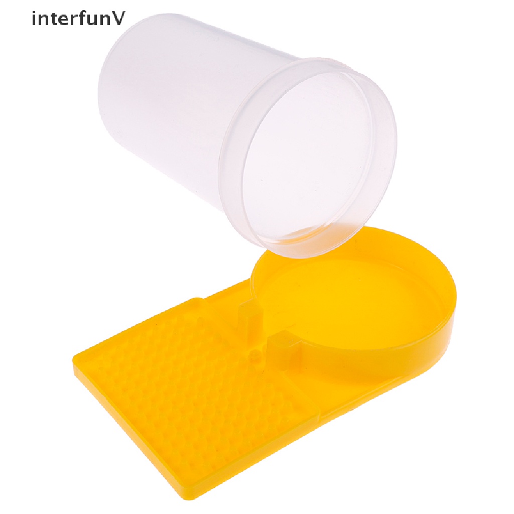 Dụng Cụ Cho Ong Uống Nước Tiện Dụng