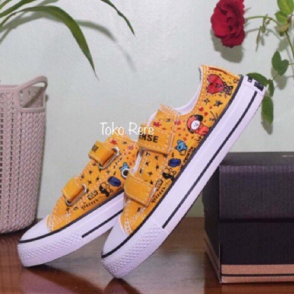 Giày bata 8.8 thời trang năng động cho nam nữ Giày đi học thiết kế xinh xắn cho bé Giày sneaker phong cách nhóm nhạc Bts cho nữ